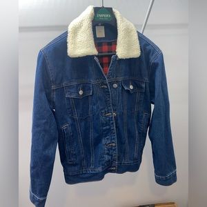 Flannel lined jean jacket. Size medium.